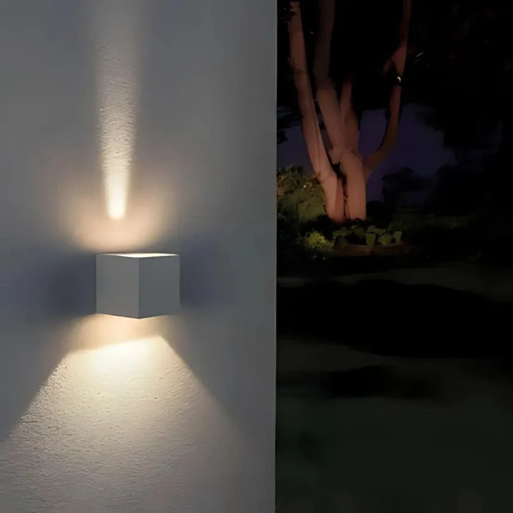 Adjustable Wall Light - Image 18