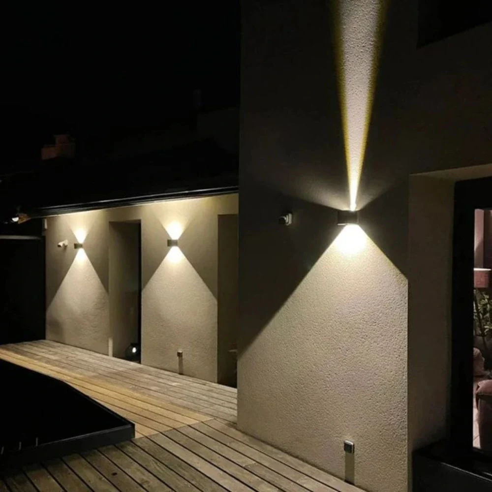Adjustable Wall Light - Image 20