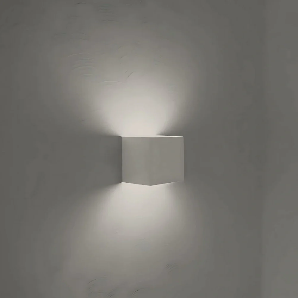 Adjustable Wall Light - Image 4