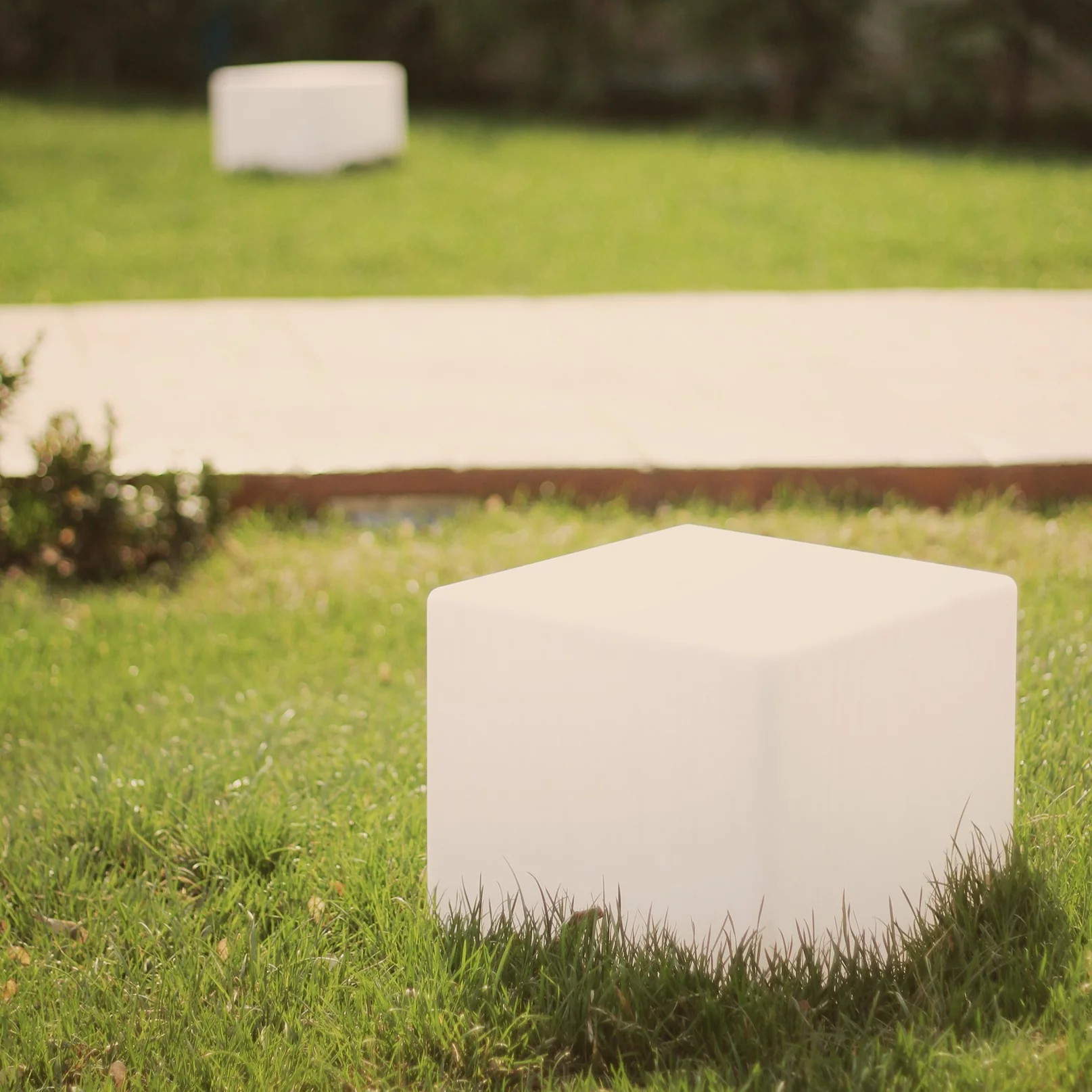 Cubic Garden Light - Image 5