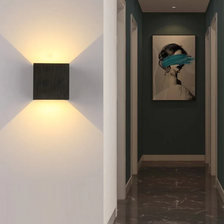 Elegant Wall Light - Image 6
