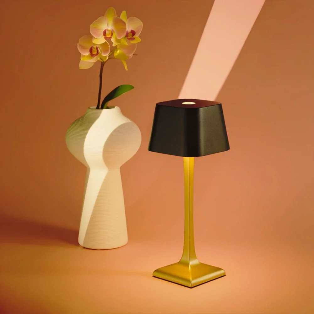 Eleganza™ Table Lamp - Image 11