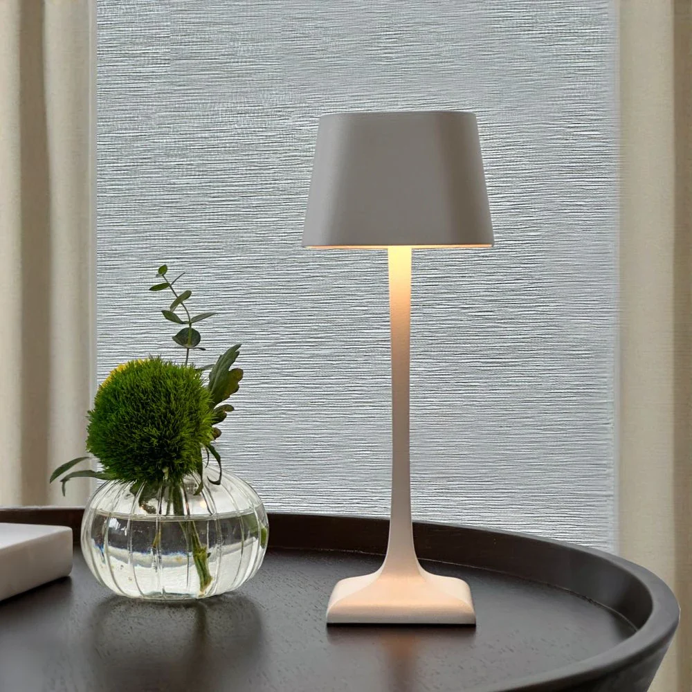 Eleganza™ Table Lamp - Image 2