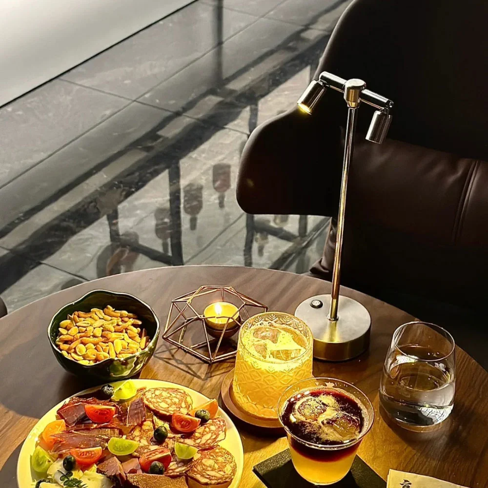 FlexSpot™ Table Lamp - Image 2