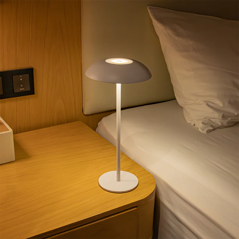 Iron Elegance Lamp - Image 7