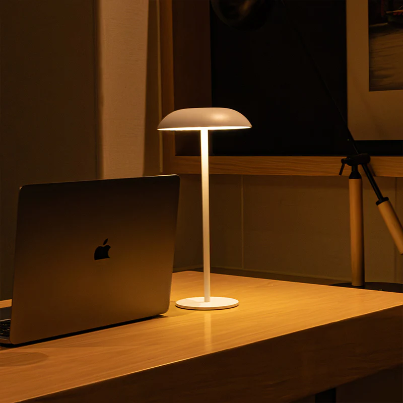 Iron Elegance Lamp - Image 8