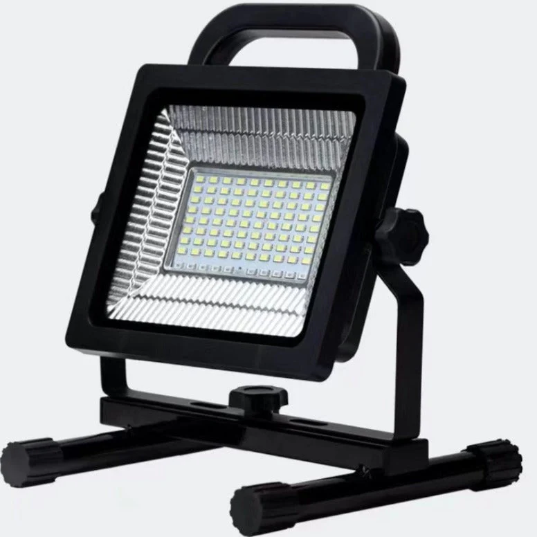 Lumina™ Solar Floodlight - Image 4