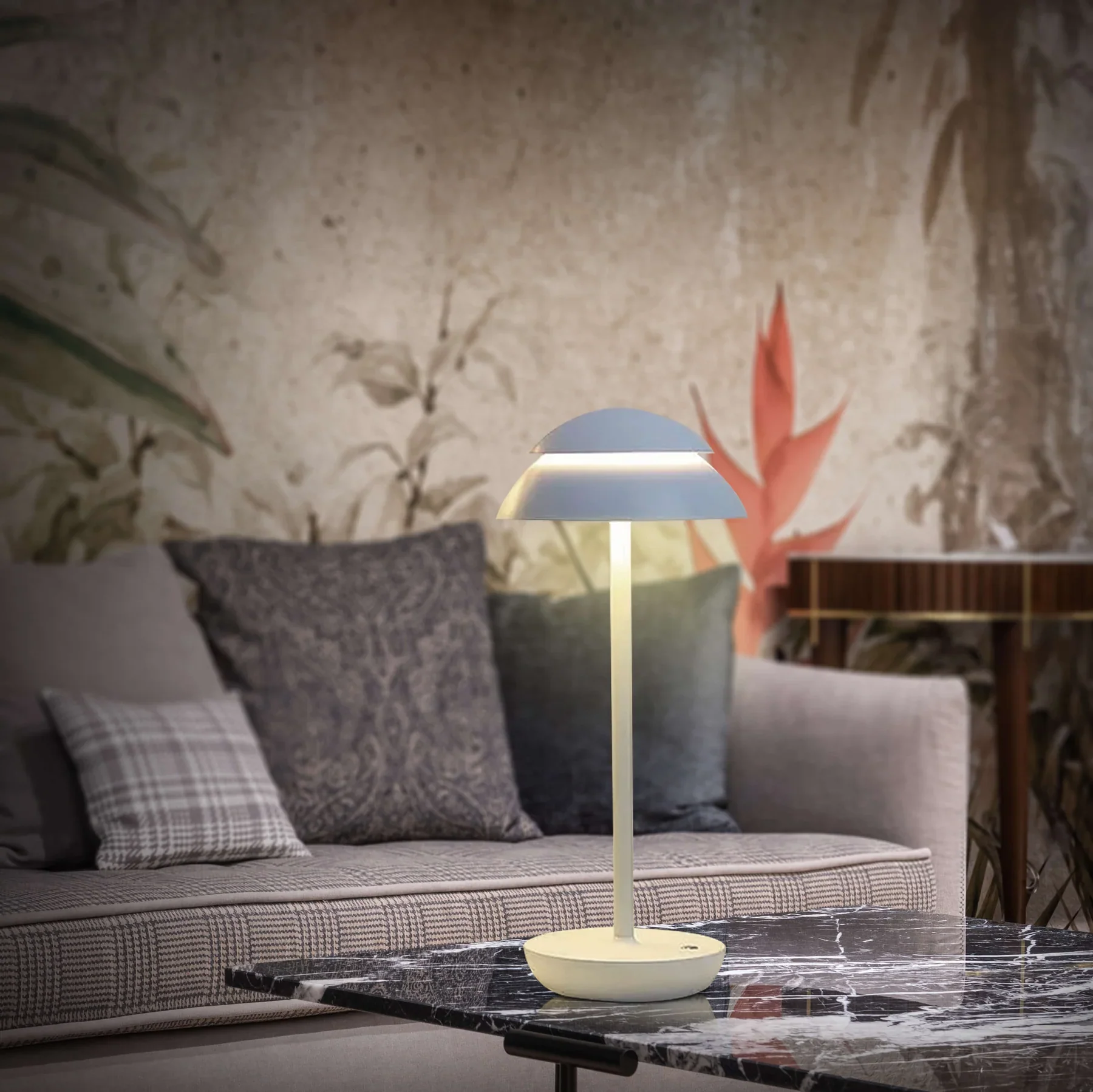 Luminous Prestige Lamp - Image 7