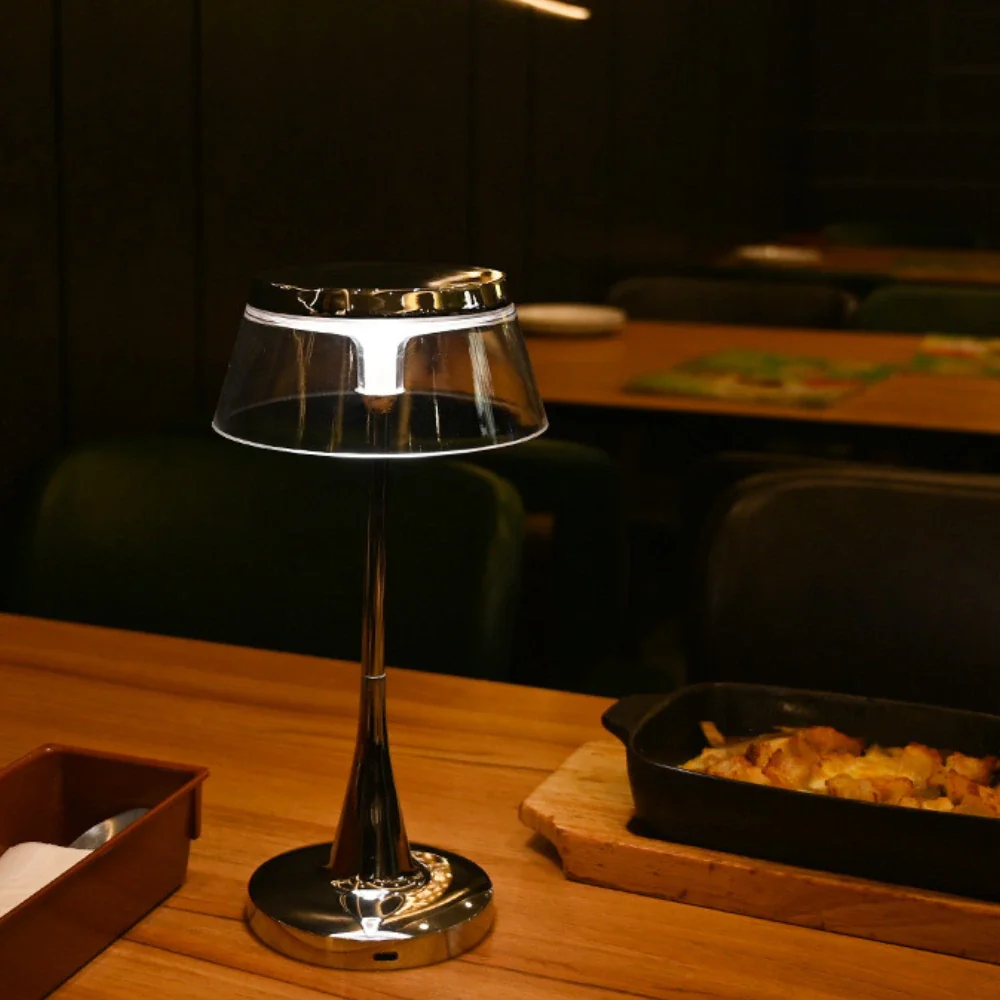 Lustra™ Table Lamp - Image 10