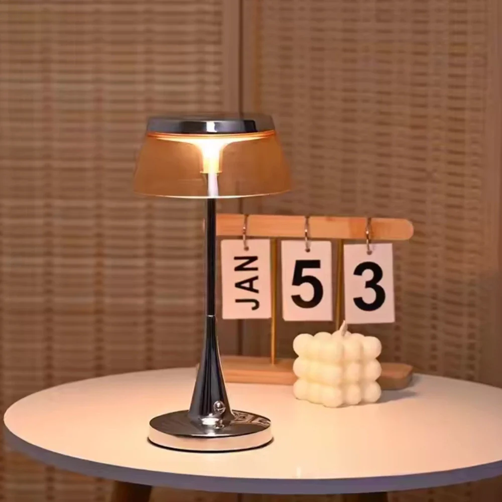 Lustra™ Table Lamp - Image 15