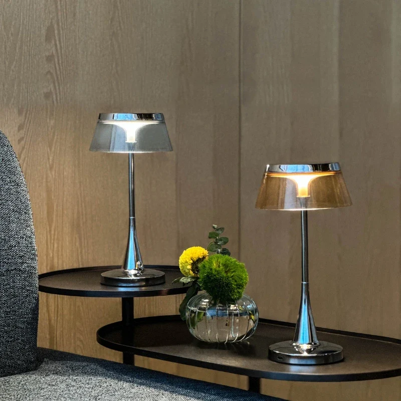Lustra™ Table Lamp - Image 6