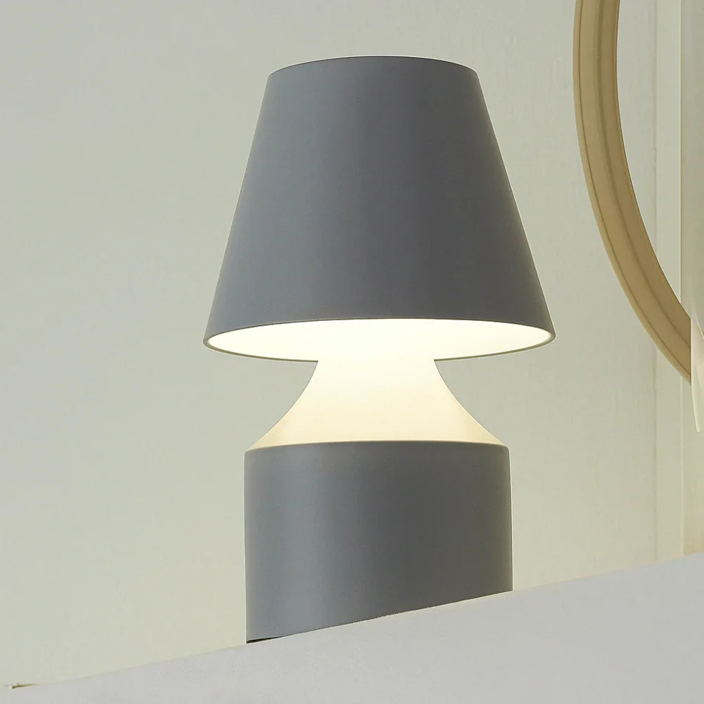 Oblo™ Table Lamp - Image 12