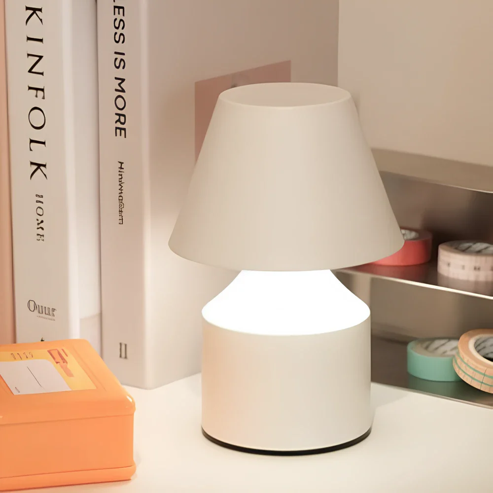 Oblo™ Table Lamp - Image 4