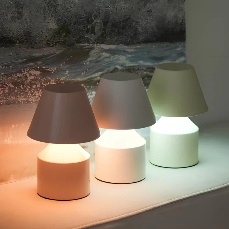 Oblo™ Table Lamp - Image 7