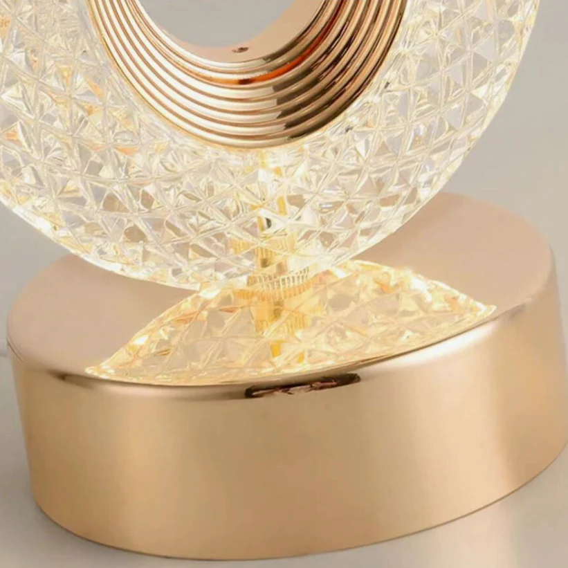 Regal Crystal Lamp - Image 4
