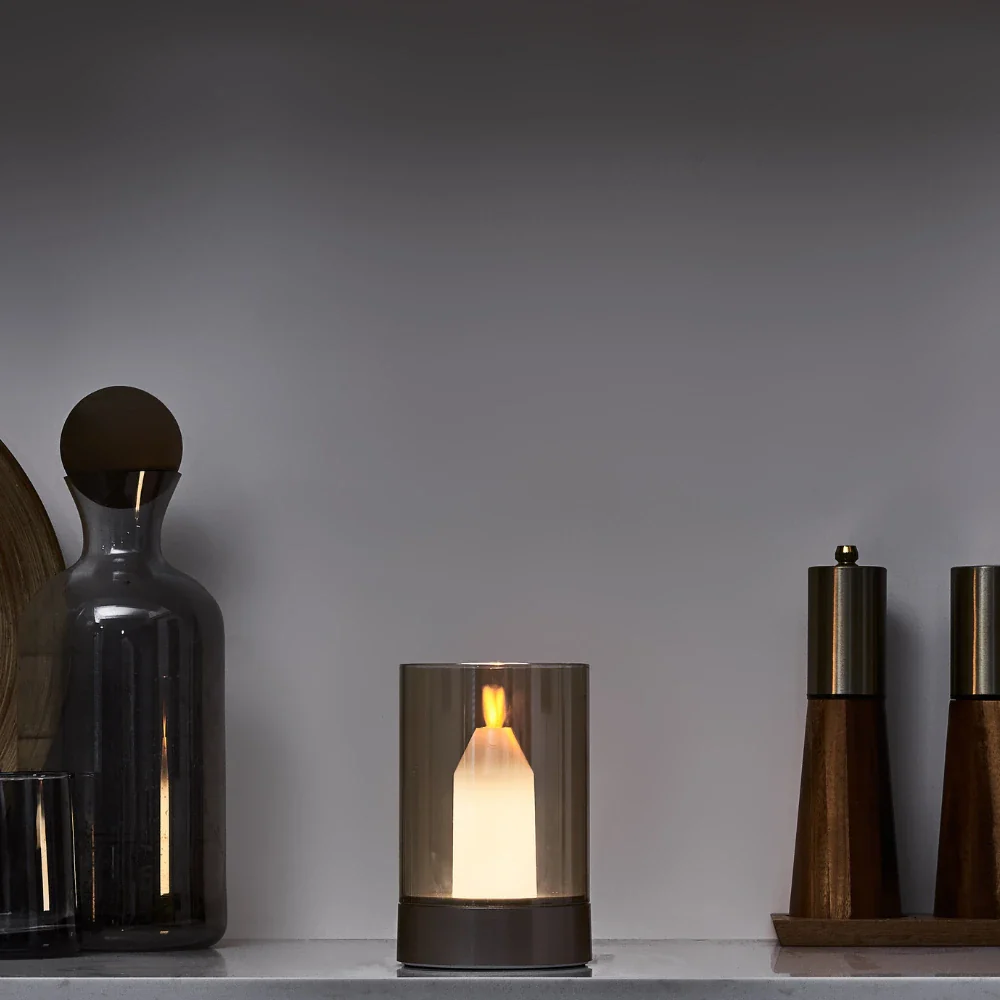 Romantica™ Candle Glow - Image 9