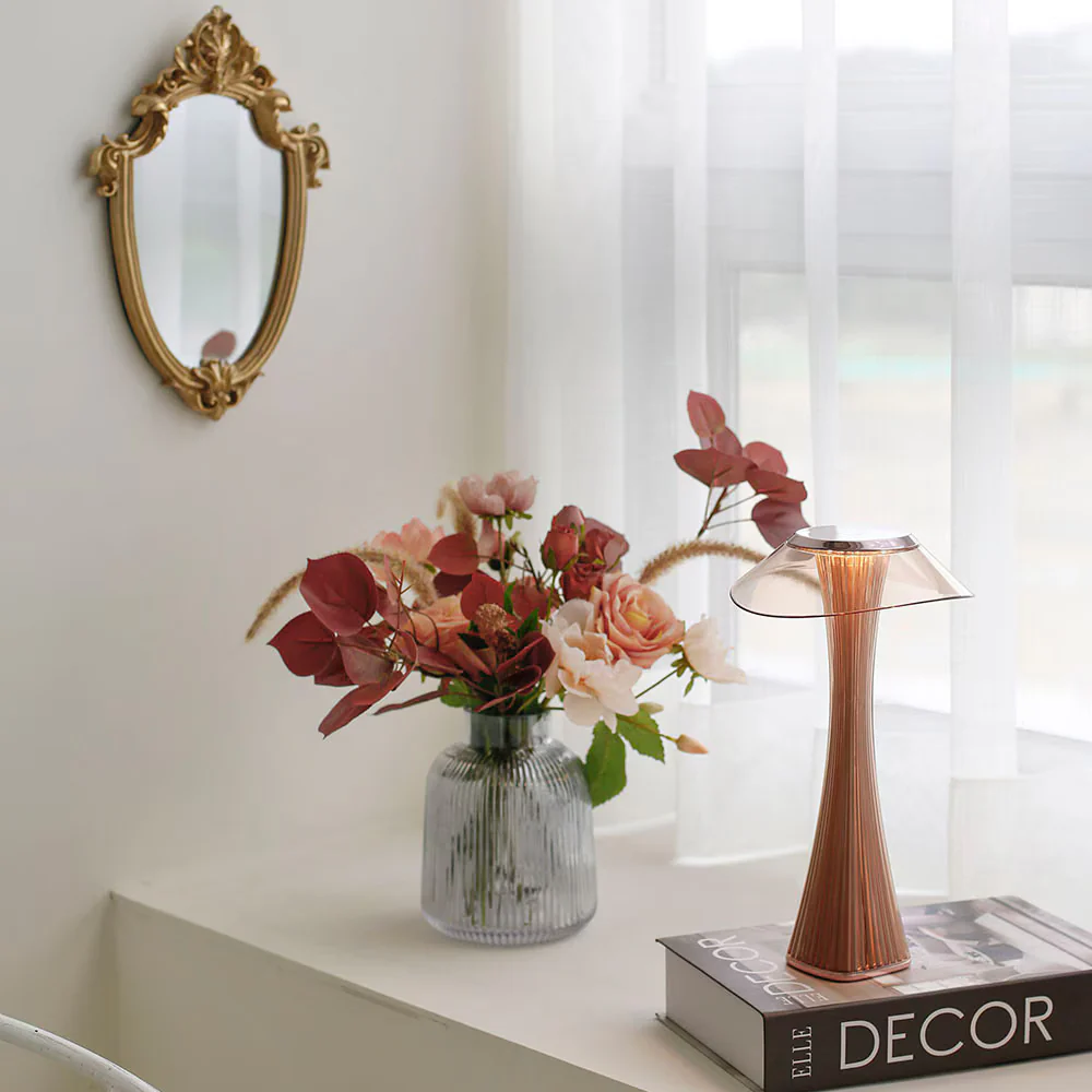 Sculpted Flare Lamp - Image 5