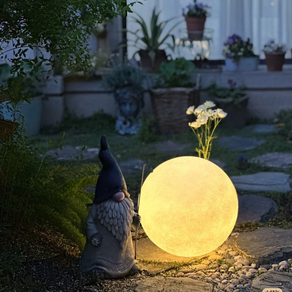 Selene™ Moon Garden Light - Image 10
