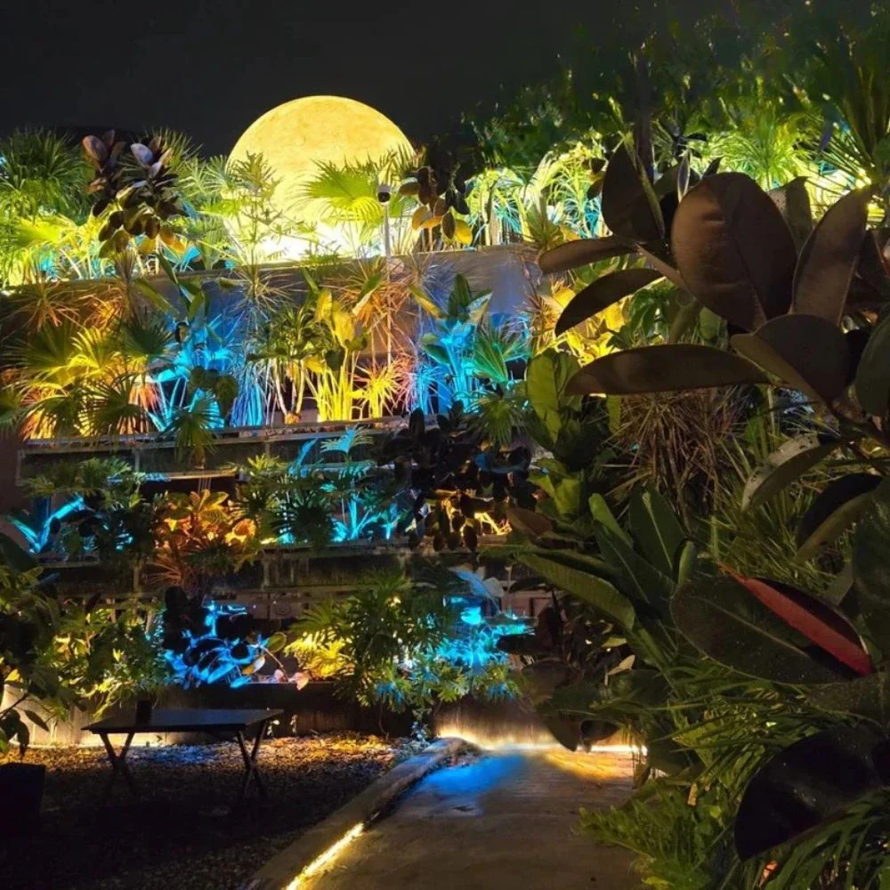Selene™ Moon Garden Light - Image 11