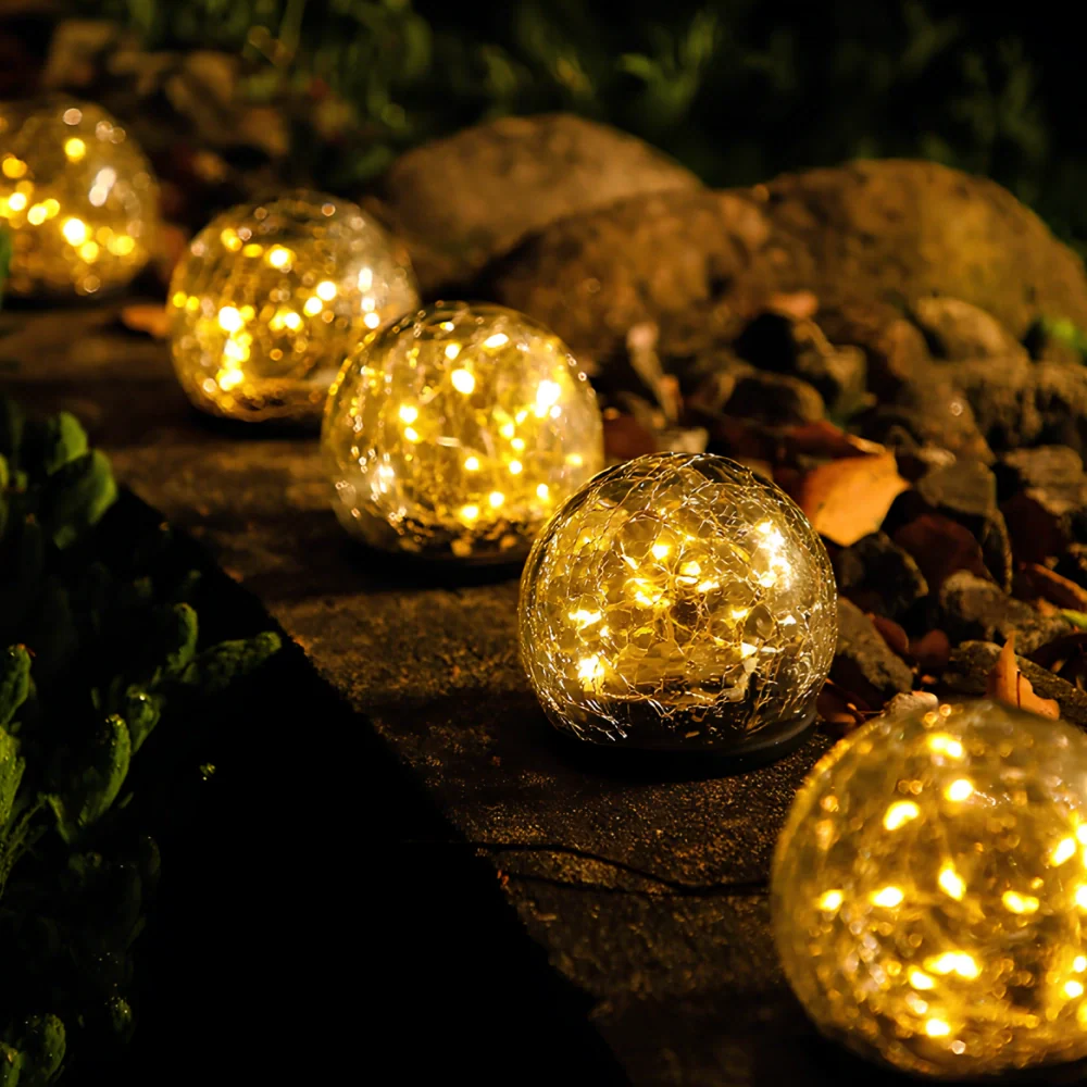 SolarGlobe™ Garden Light - Image 3
