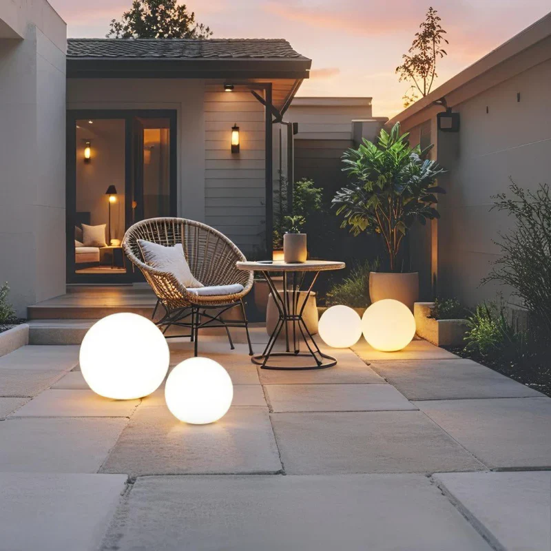 Spherical Garden Light - Image 13