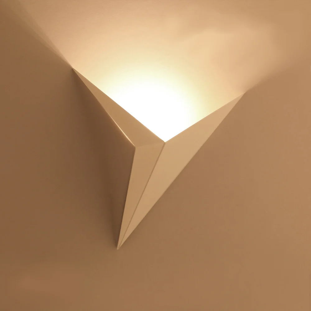 Trigon™ Wall Light - Image 13
