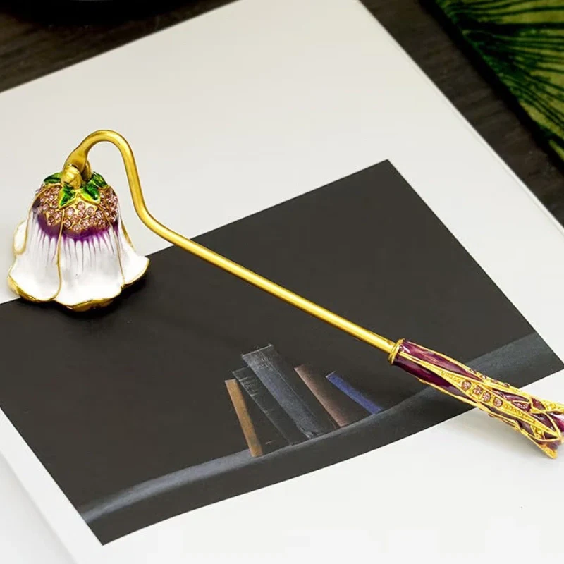 Velisse™ Candle Snuffer - Image 9