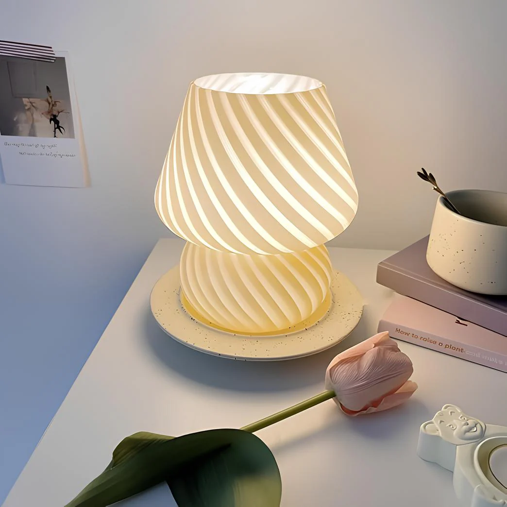 Verra™ Hand-Blown Glass Lamp - Image 2