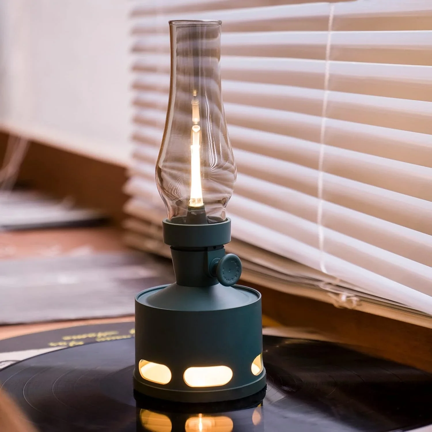 Vintage LED Lantern - Image 3